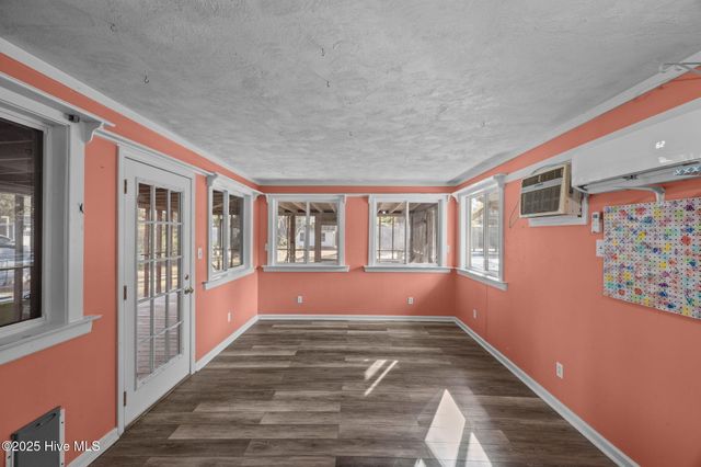 1018 Karen Drive, New Bern, NC 28562