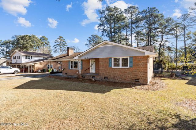 1018 Karen Drive, New Bern, NC 28562