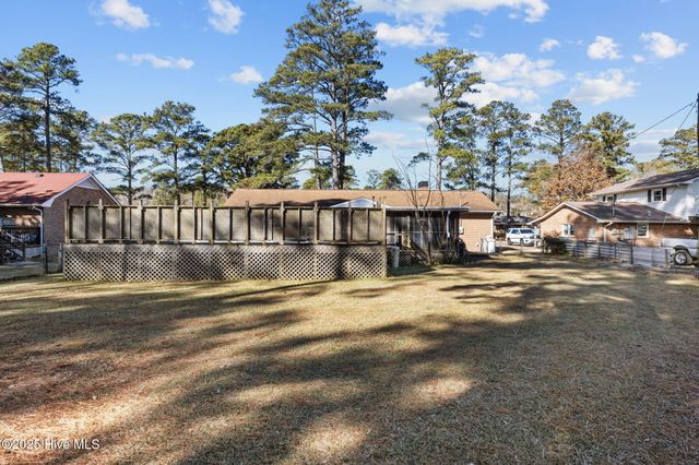 1018 Karen Drive, New Bern, NC 28562