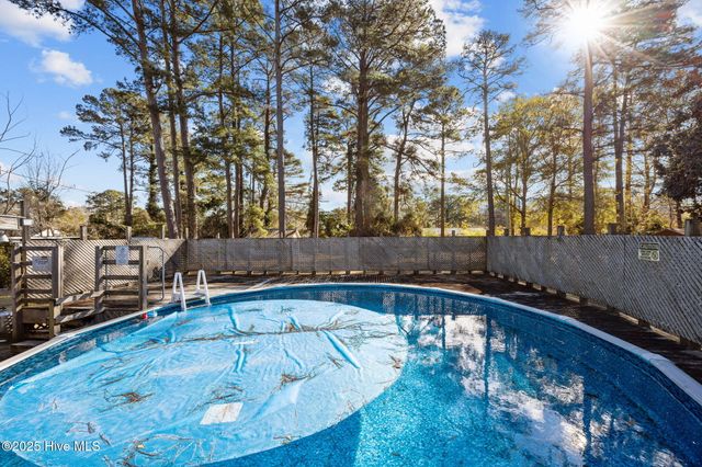 1018 Karen Drive, New Bern, NC 28562