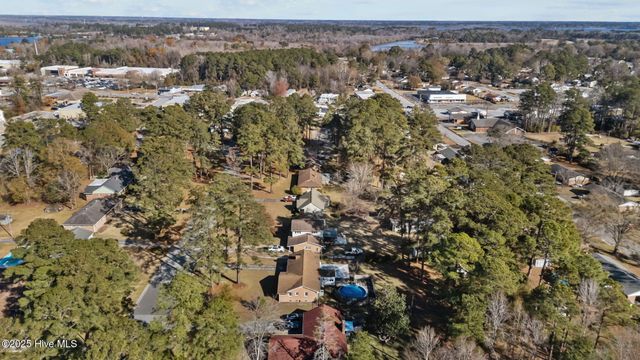 1018 Karen Drive, New Bern, NC 28562