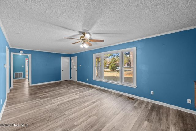 1018 Karen Drive, New Bern, NC 28562