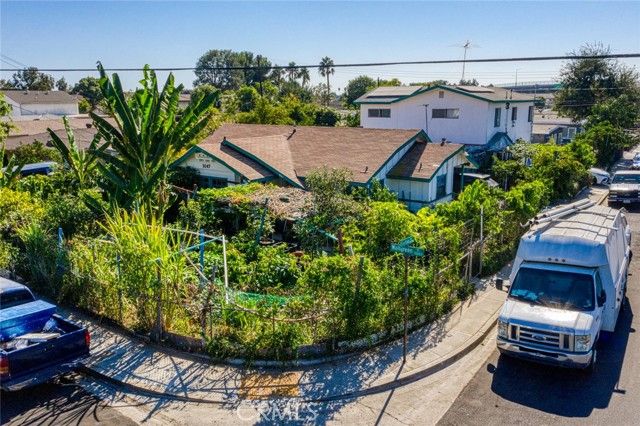 906 Easton St, Placentia, CA 92870