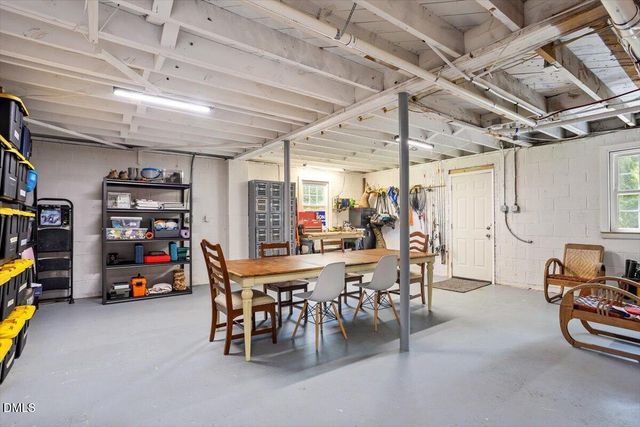 1106 N King Charles Road, Raleigh, NC 27610