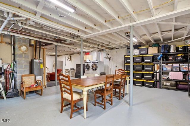1106 N King Charles Road, Raleigh, NC 27610