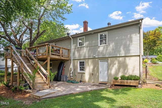 1106 N King Charles Road, Raleigh, NC 27610