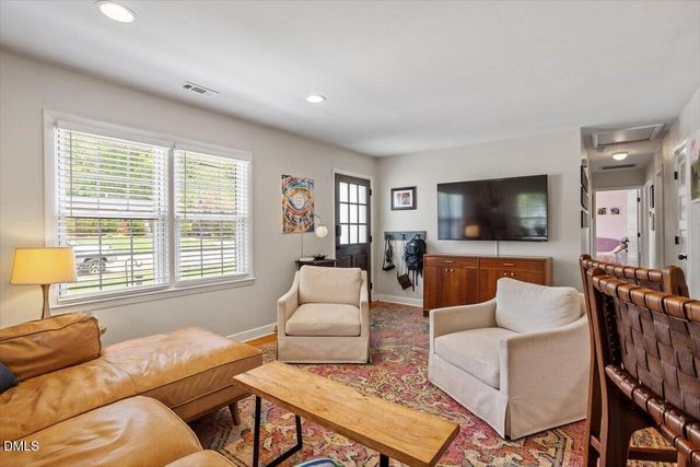 1106 N King Charles Road, Raleigh, NC 27610