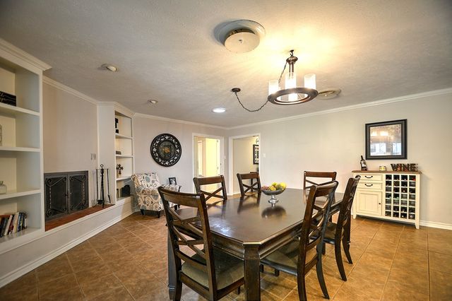 708 Mockingbird Lane, Kerrville, TX 78028