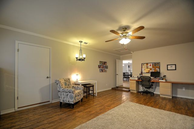 708 Mockingbird Lane, Kerrville, TX 78028