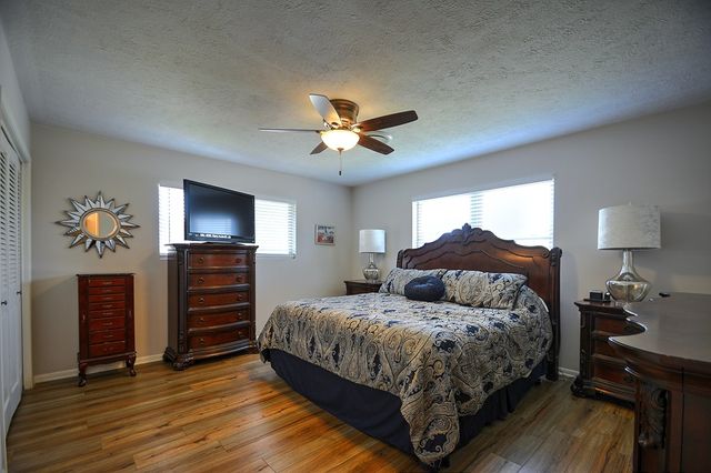 708 Mockingbird Lane, Kerrville, TX 78028