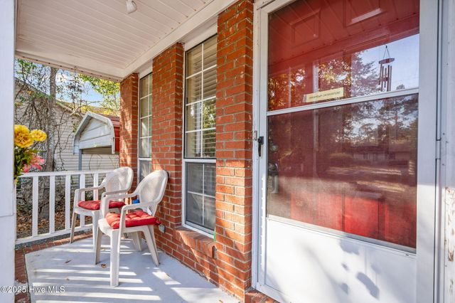 120 Charter Drive, Wilmington, NC 28403