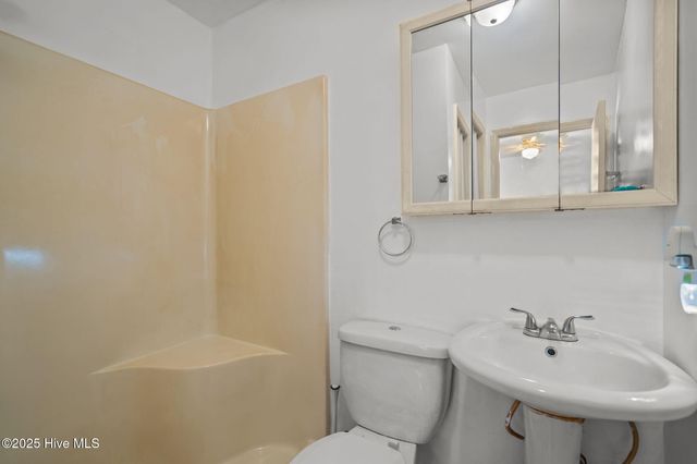 120 Charter Drive, Wilmington, NC 28403