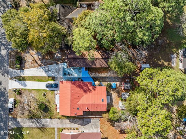 120 Charter Drive, Wilmington, NC 28403