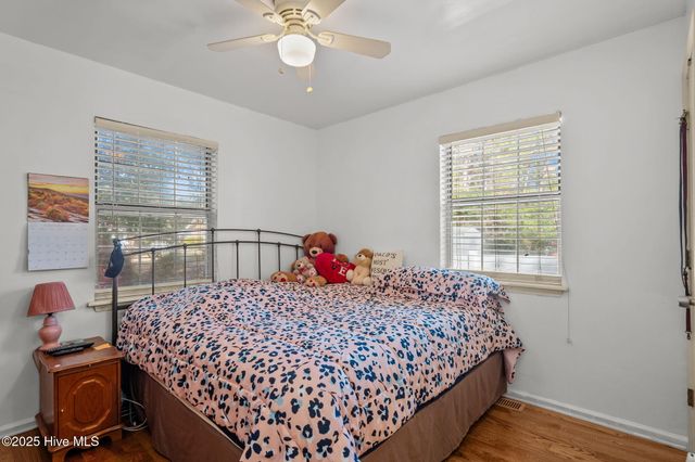 120 Charter Drive, Wilmington, NC 28403