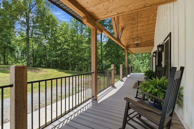 925 Sumac Rd, Pulaski, TN 38478