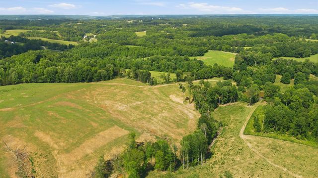 925 Sumac Rd, Pulaski, TN 38478