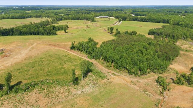 925 Sumac Rd, Pulaski, TN 38478