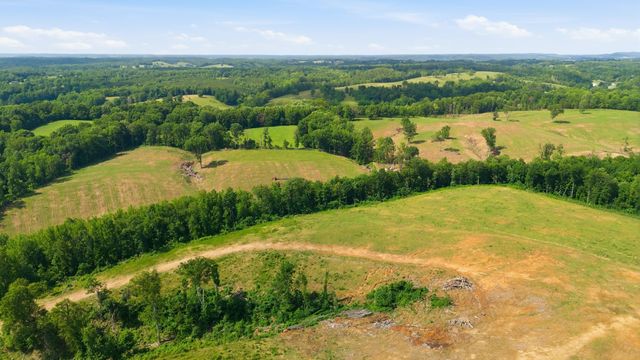 925 Sumac Rd, Pulaski, TN 38478