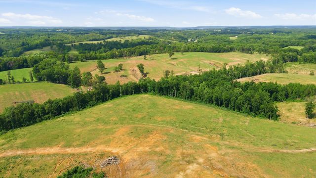 925 Sumac Rd, Pulaski, TN 38478