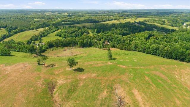 925 Sumac Rd, Pulaski, TN 38478
