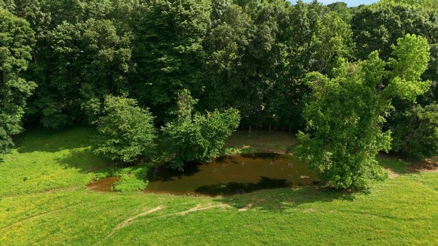 925 Sumac Rd, Pulaski, TN 38478