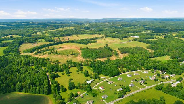 925 Sumac Rd, Pulaski, TN 38478
