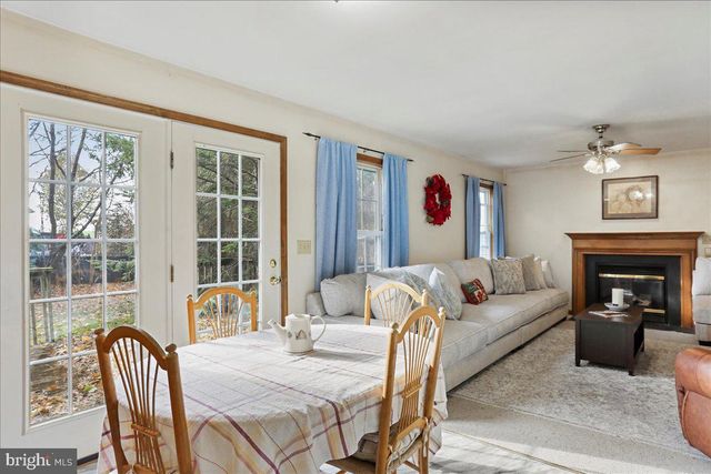 112 MILKY WAY, Shippensburg, PA 17257