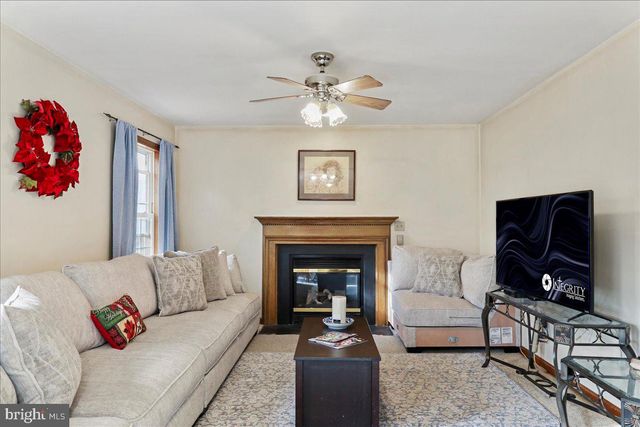 112 MILKY WAY, Shippensburg, PA 17257