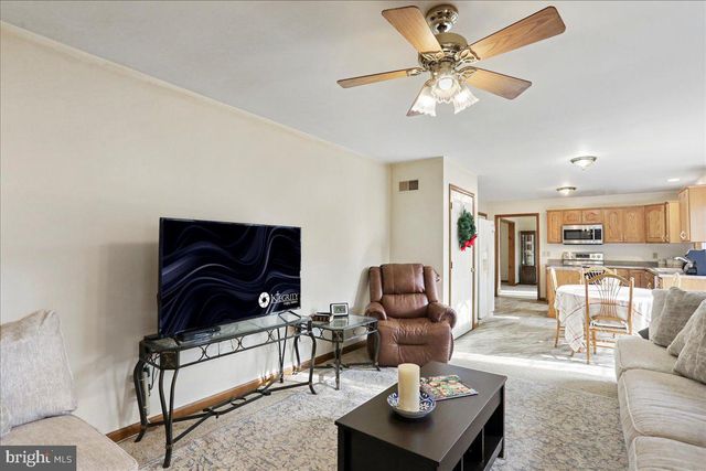 112 MILKY WAY, Shippensburg, PA 17257