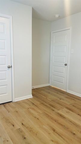 958 Road 5702, Cleveland, TX 77327