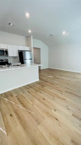 958 Road 5702, Cleveland, TX 77327