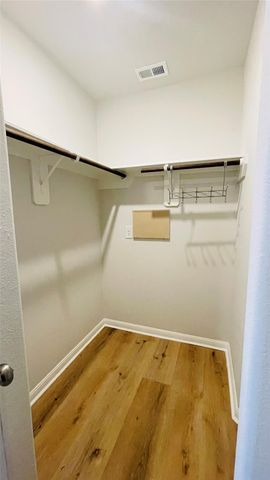 958 Road 5702, Cleveland, TX 77327