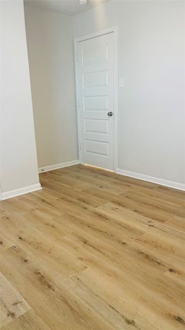 958 Road 5702, Cleveland, TX 77327