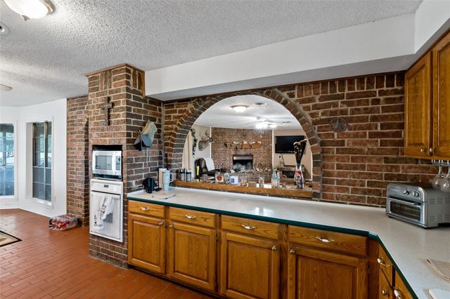 8166 Riley Road, Bryan, TX 77808