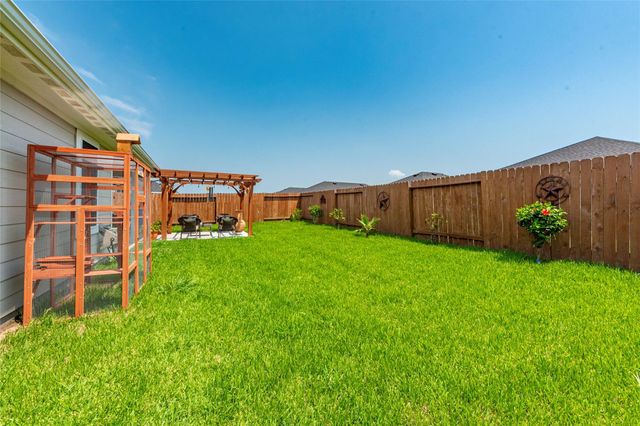 9705 Wall Street, Texas City, TX 77591