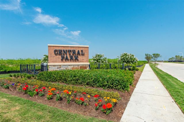 9705 Wall Street, Texas City, TX 77591