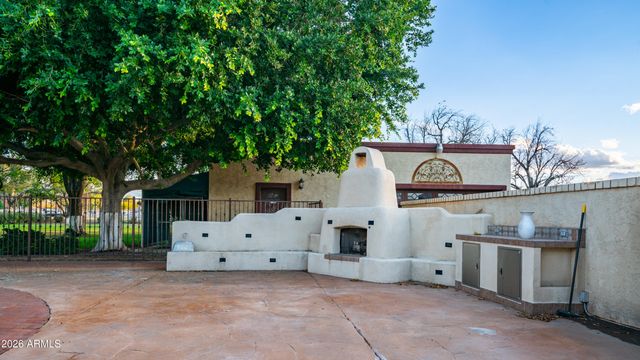 8807 W CHRISTA Way, Tolleson, AZ 85353