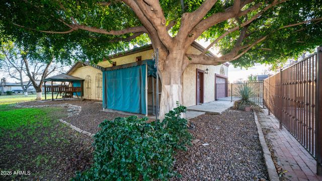 8807 W CHRISTA Way, Tolleson, AZ 85353