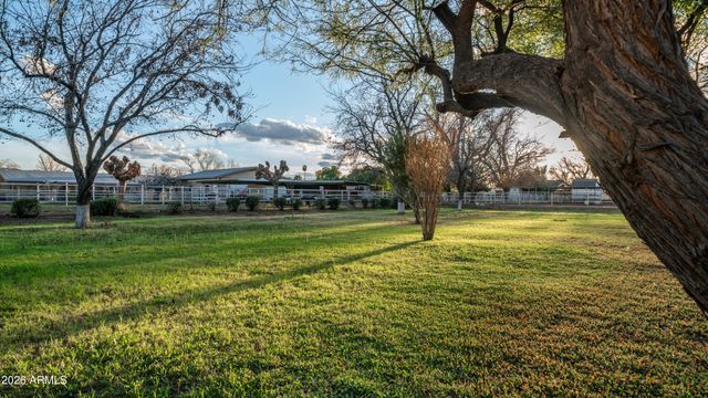 8807 W CHRISTA Way, Tolleson, AZ 85353