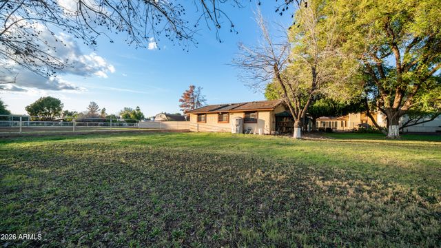 8807 W CHRISTA Way, Tolleson, AZ 85353