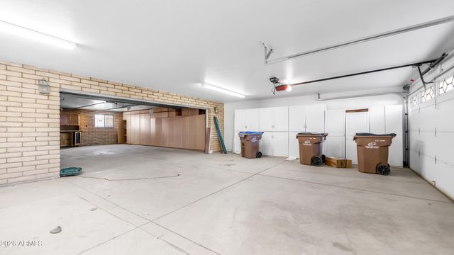 8807 W CHRISTA Way, Tolleson, AZ 85353