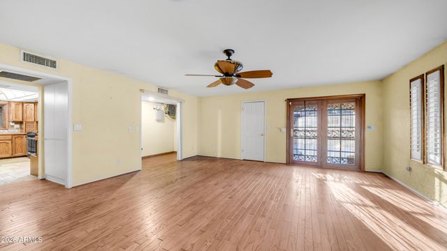 8807 W CHRISTA Way, Tolleson, AZ 85353