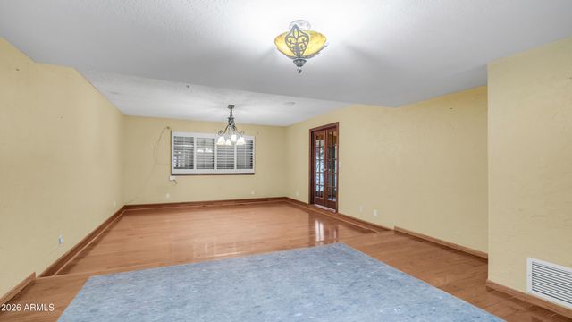 8807 W CHRISTA Way, Tolleson, AZ 85353