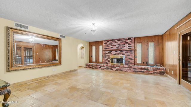 8807 W CHRISTA Way, Tolleson, AZ 85353
