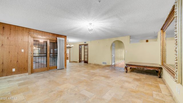 8807 W CHRISTA Way, Tolleson, AZ 85353