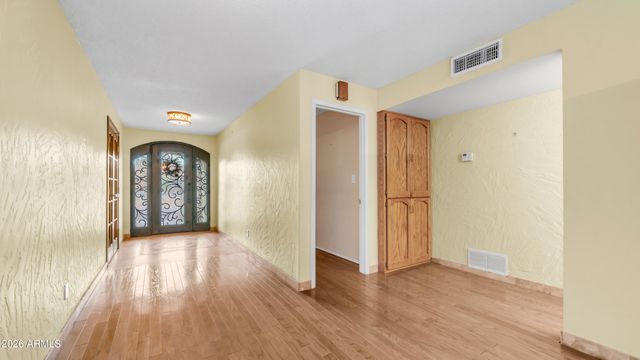 8807 W CHRISTA Way, Tolleson, AZ 85353
