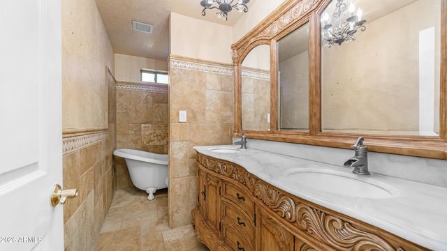 8807 W CHRISTA Way, Tolleson, AZ 85353