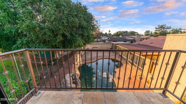 8807 W CHRISTA Way, Tolleson, AZ 85353