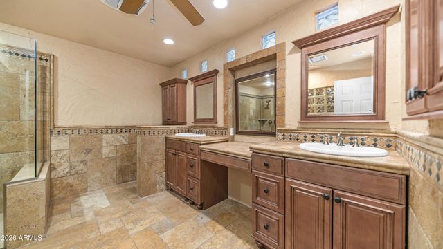 8807 W CHRISTA Way, Tolleson, AZ 85353