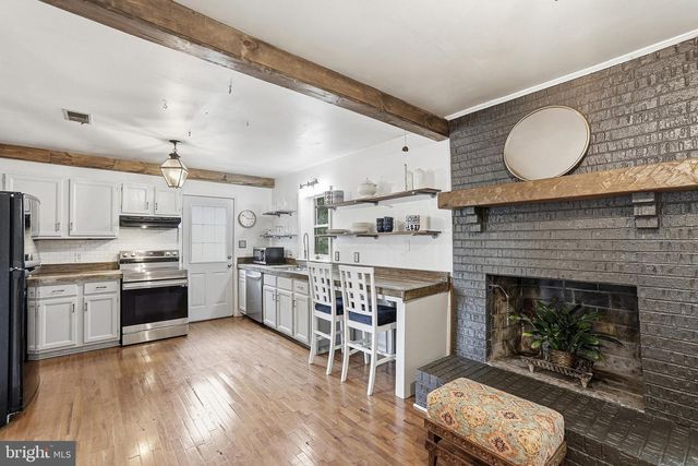 528 PLEASANTS DR, Fredericksburg, VA 22407